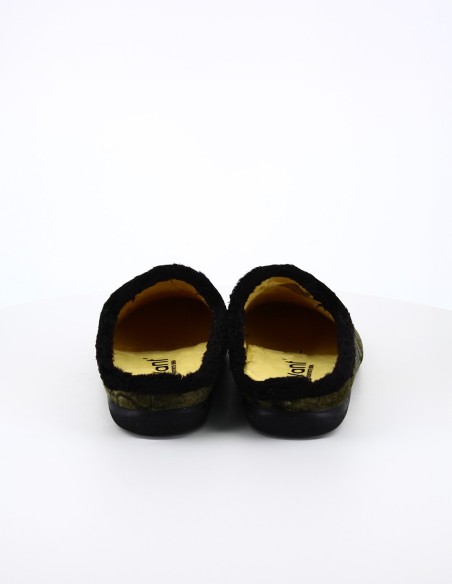 ▷ Pantuflas 'Indiana Click' | La aventura de Indiana Jones en tus pies